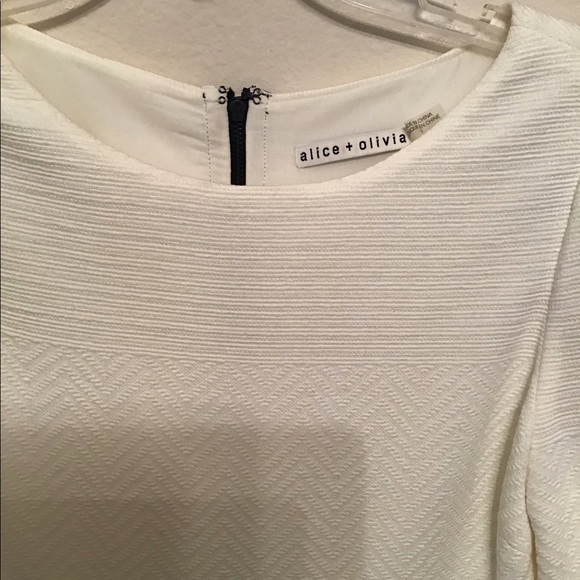 Alice & Olivia Cream Textured Dress - Picture 2 of 4